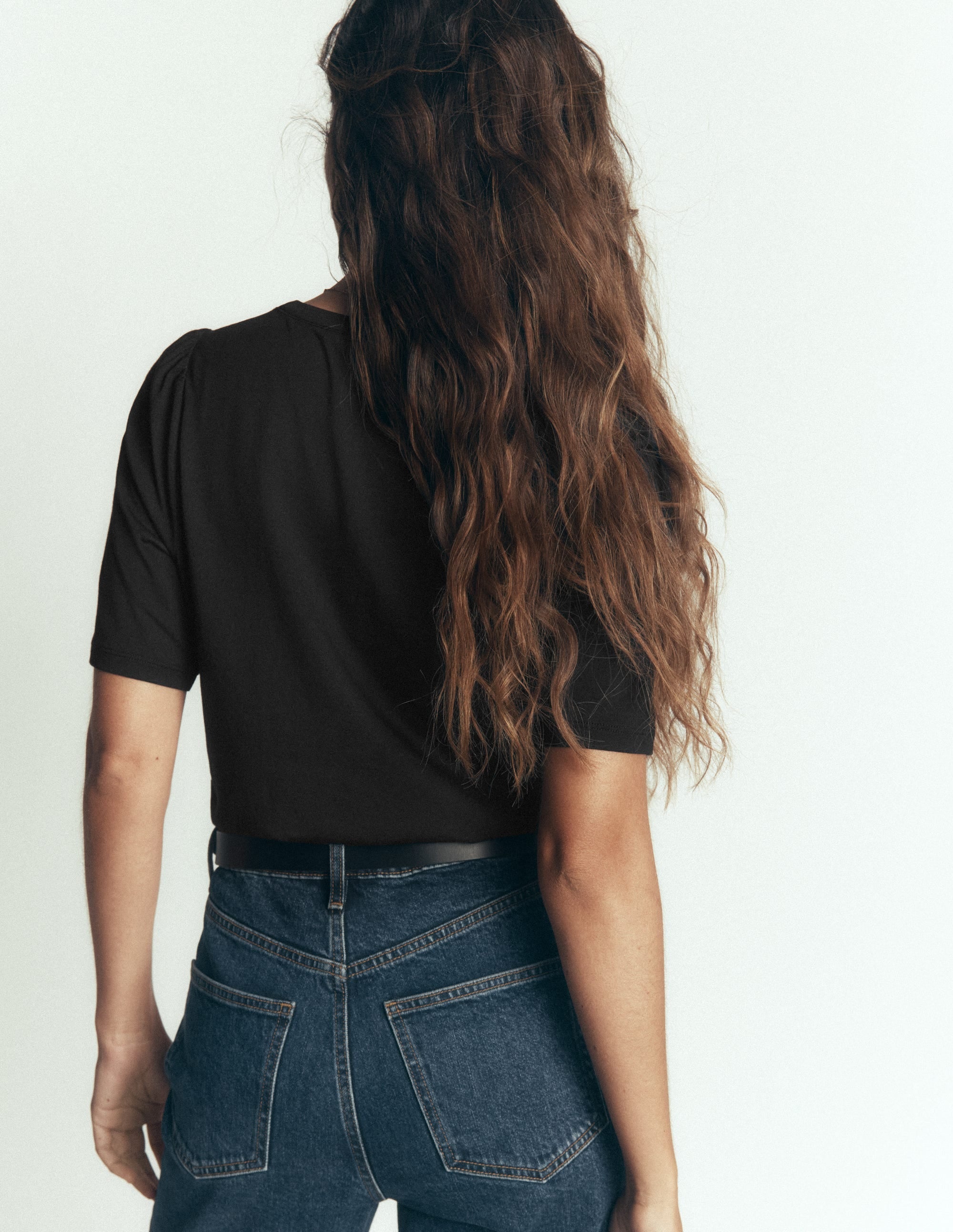 Short Puff Sleeve Top-Black