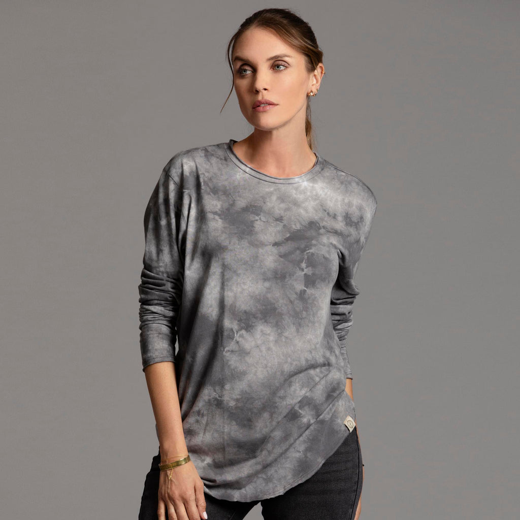 DIVINE LONG SLEEVE CREW SHIRT